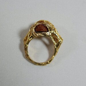 Handgemaakte organische oorbellen in sterling zilver of verguld zilver, natuur geïnspireerd. Veertjes. Handmade organic unique jewelry nature inspired